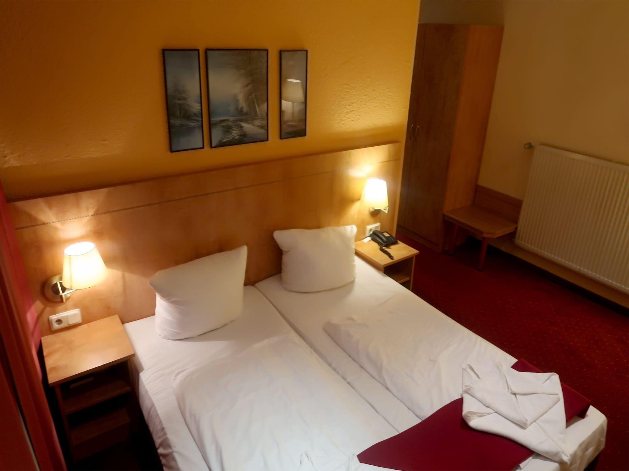 Hotel Adler Leipzig Extérieur photo