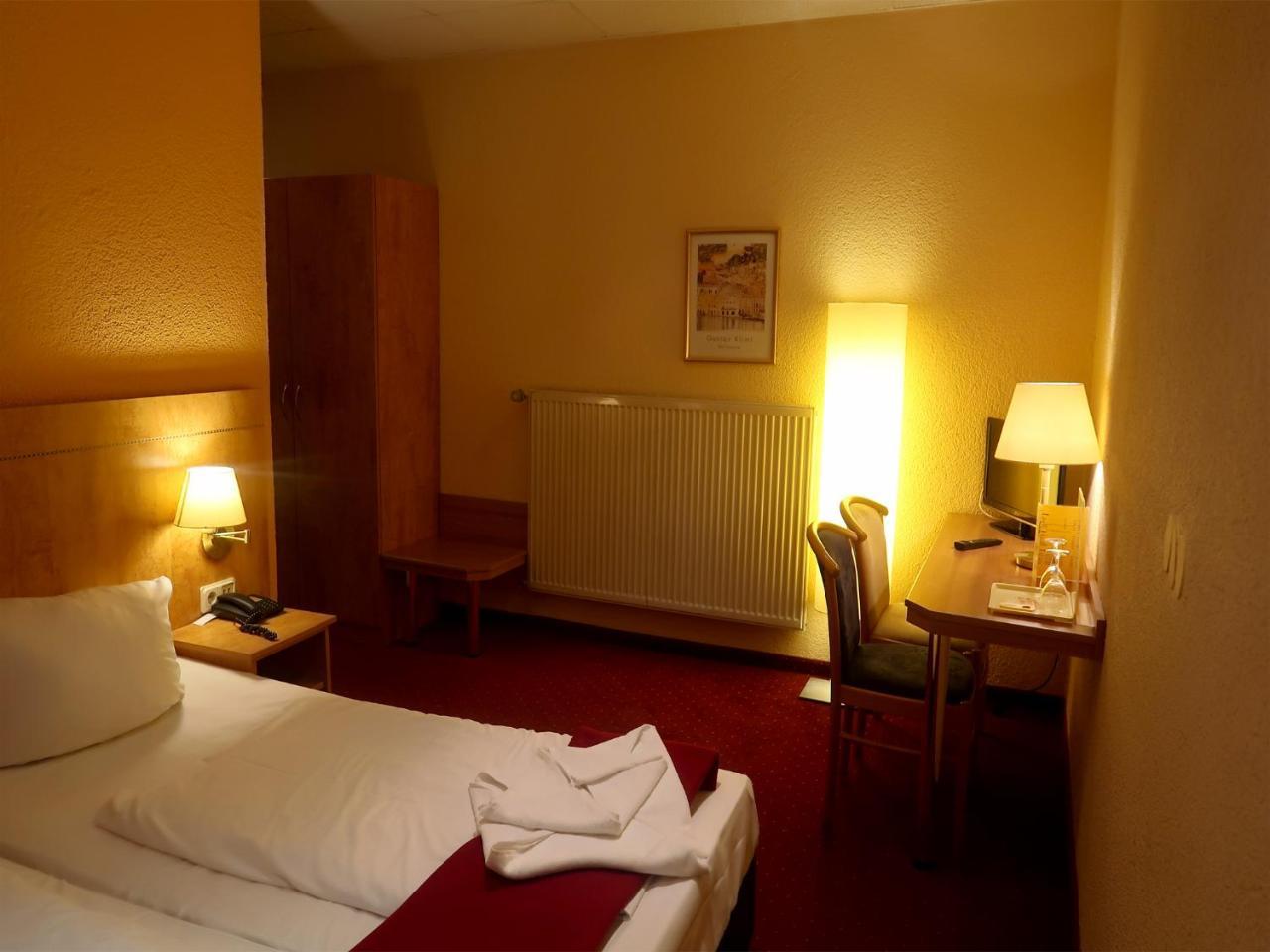 Hotel Adler Leipzig Extérieur photo